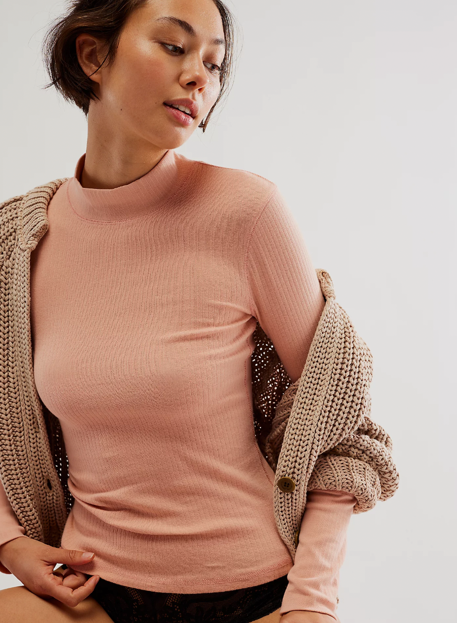 The Rickie Top in Smoke Rose