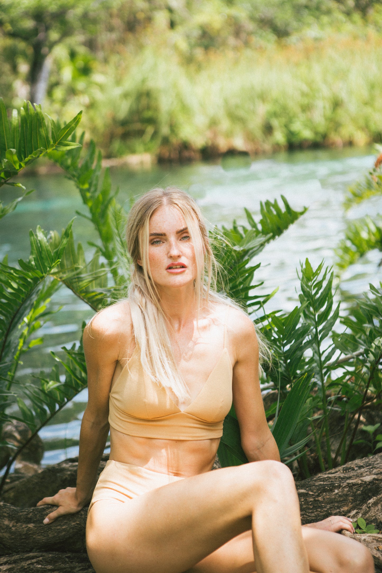 Sand pearl mirage top
